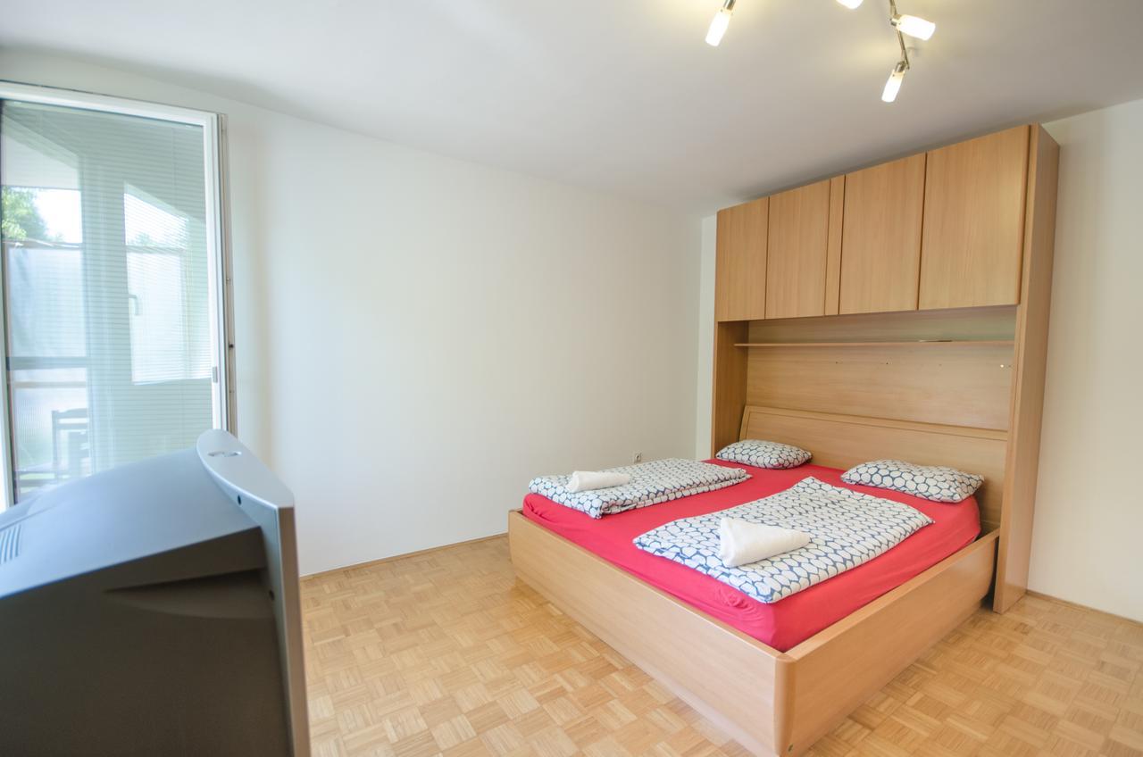 Apartment Near The Train Station Lubiana Esterno foto